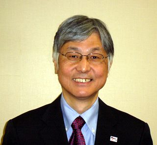 本保芳明氏