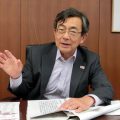 就任の抱負を述べる久保長官