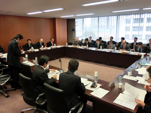 強化委員会の初会合