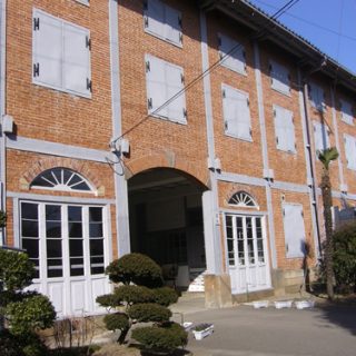 富岡製糸場内にある東繭倉庫