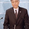 抱負を述べる本保・観光庁長官(10月1日)