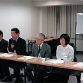旅行会社OBや大学教授、女性デザイナーらが選ばれた(9月、都内で)