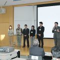活動内容を発表するホールアース自然学校