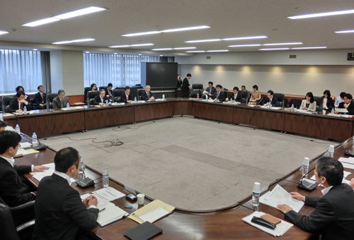 旅館業の振興に話題が集中した検討会