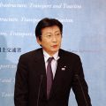 就任会見する金子国交相