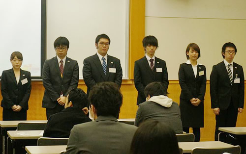 学観連の新役員（右端が大川さん）
