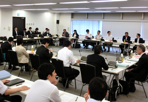 「民泊サービス」のあり方に関する検討会の第12回会合(10日)