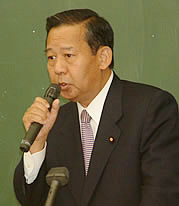 講師を務める二階元運輸相