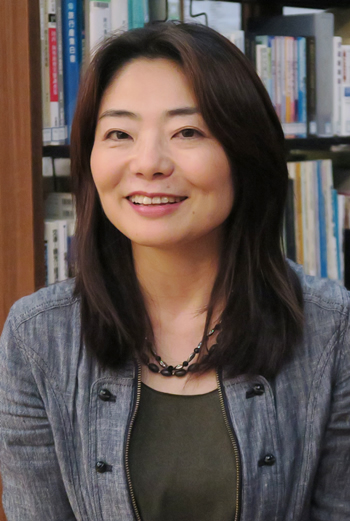 観光文化情報センター長旅の図書館館長 久保田 美穂子氏 