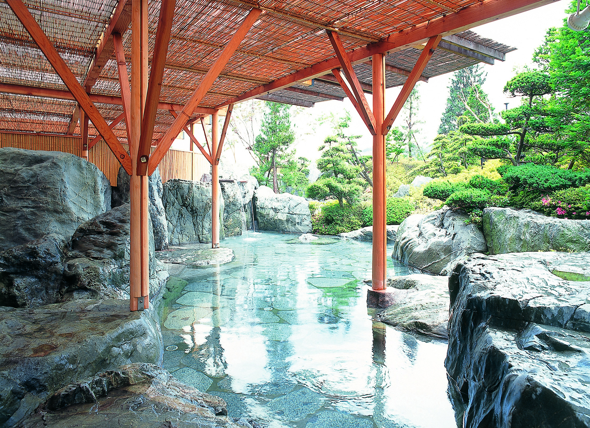 「美肌の湯」で名高い温泉