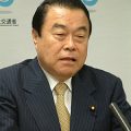 会見する冬柴国交相